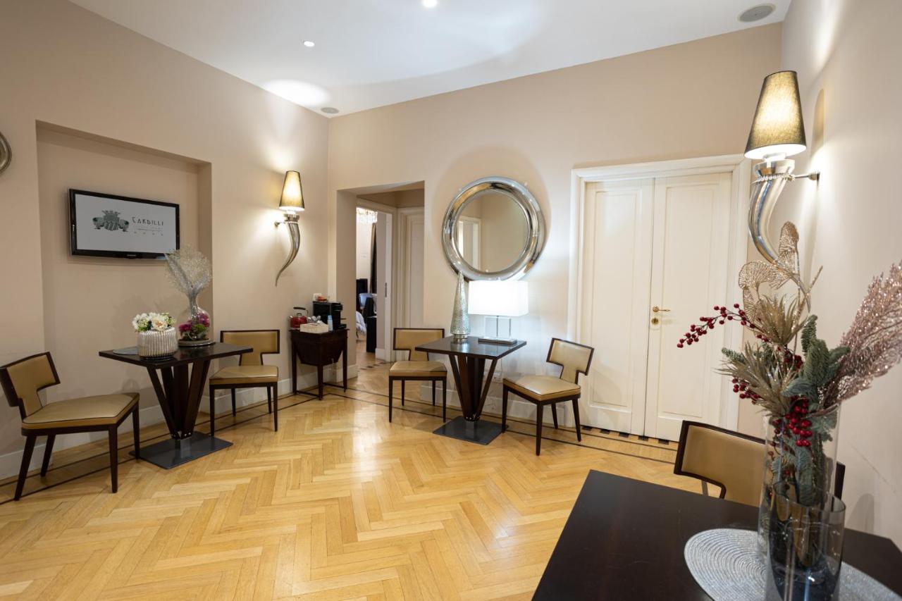 Cardilli Luxury Rooms โรม ภายนอก รูปภาพ