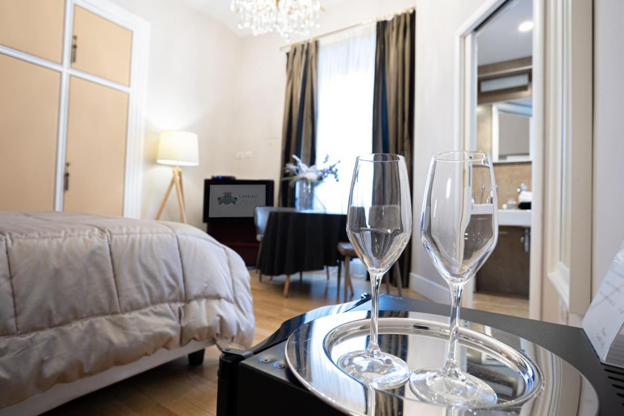 Cardilli Luxury Rooms โรม ภายนอก รูปภาพ