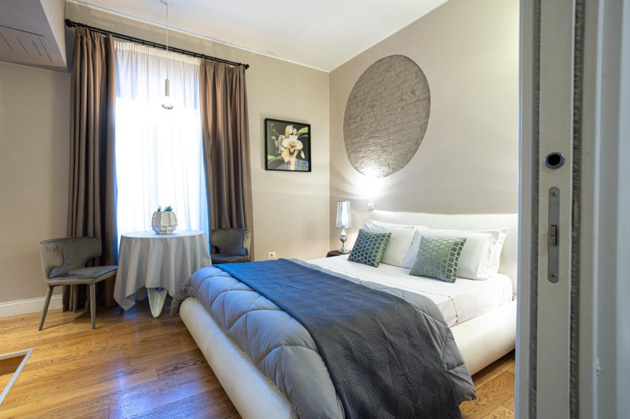 Cardilli Luxury Rooms โรม ภายนอก รูปภาพ