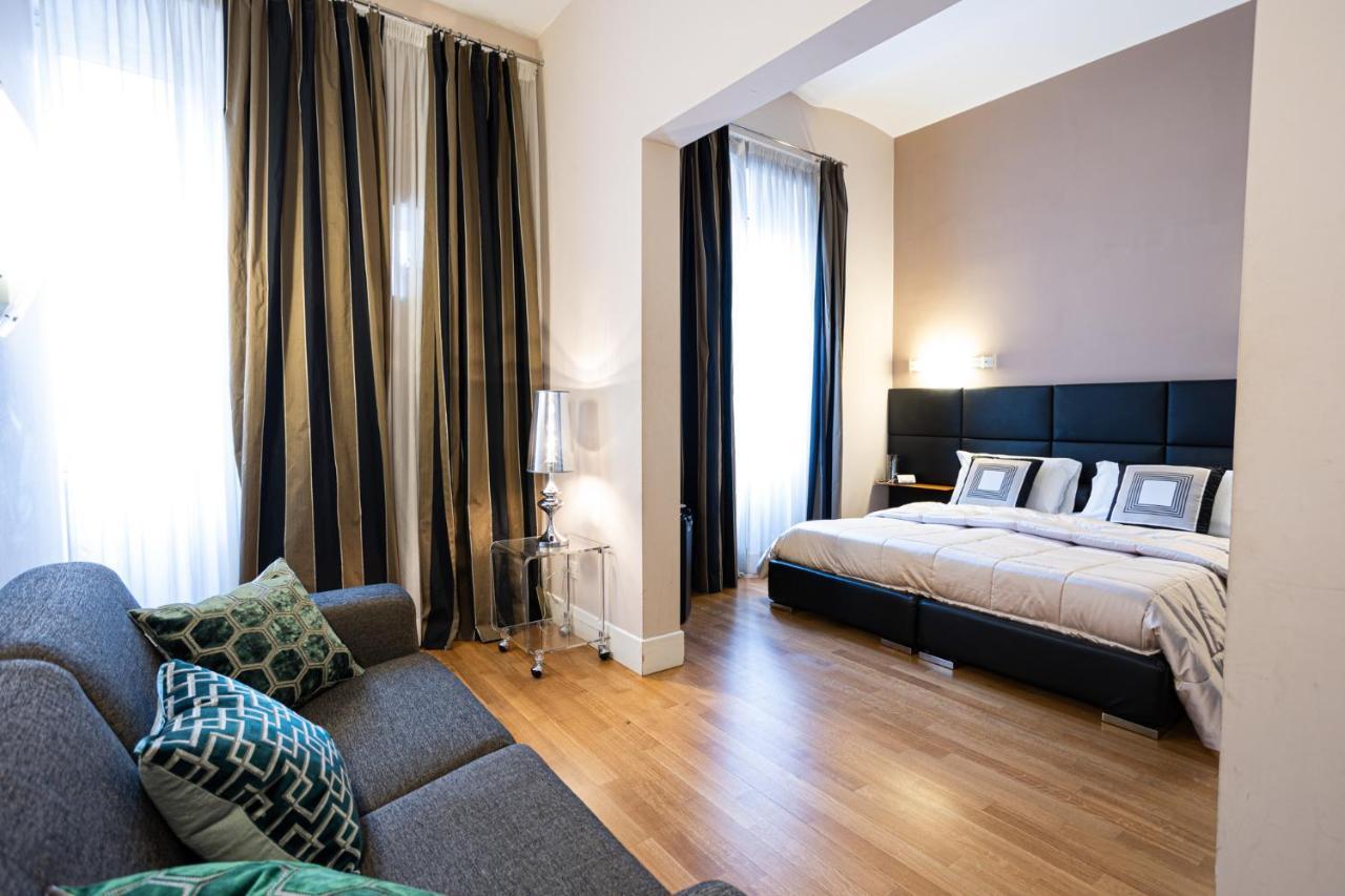 Cardilli Luxury Rooms โรม ภายนอก รูปภาพ