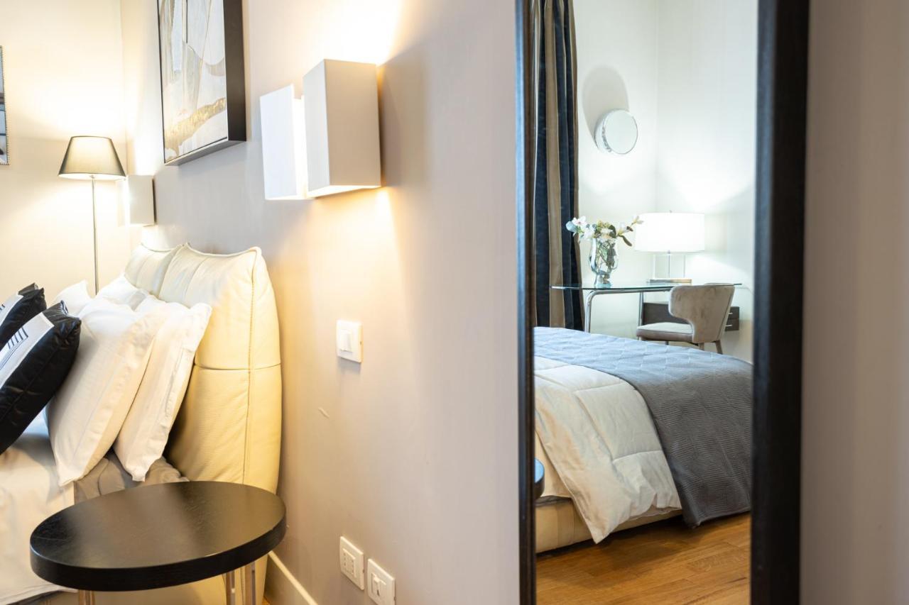 Cardilli Luxury Rooms โรม ภายนอก รูปภาพ