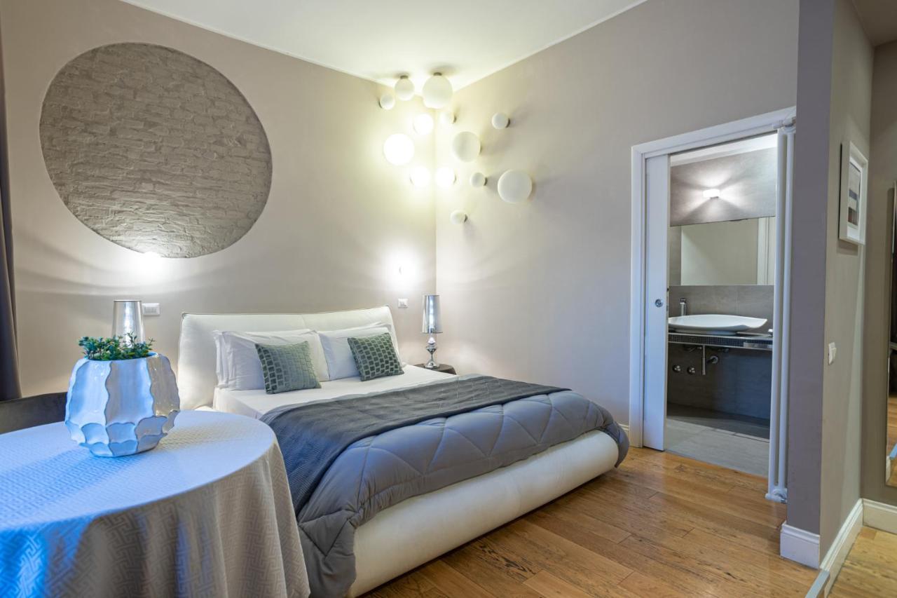 Cardilli Luxury Rooms โรม ภายนอก รูปภาพ