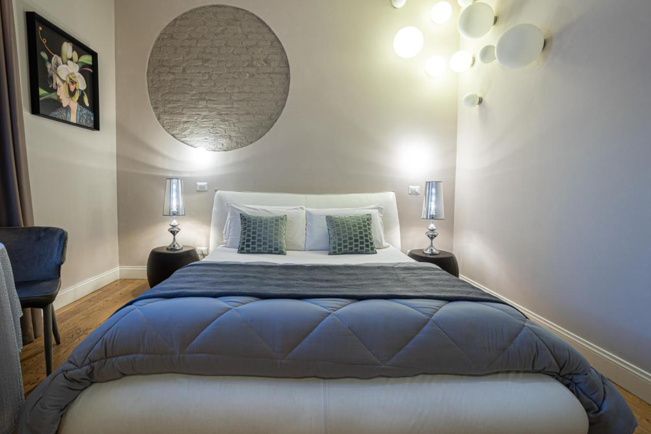 Cardilli Luxury Rooms โรม ภายนอก รูปภาพ