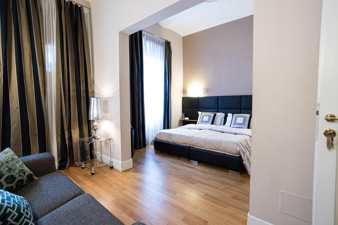 Cardilli Luxury Rooms โรม ภายนอก รูปภาพ