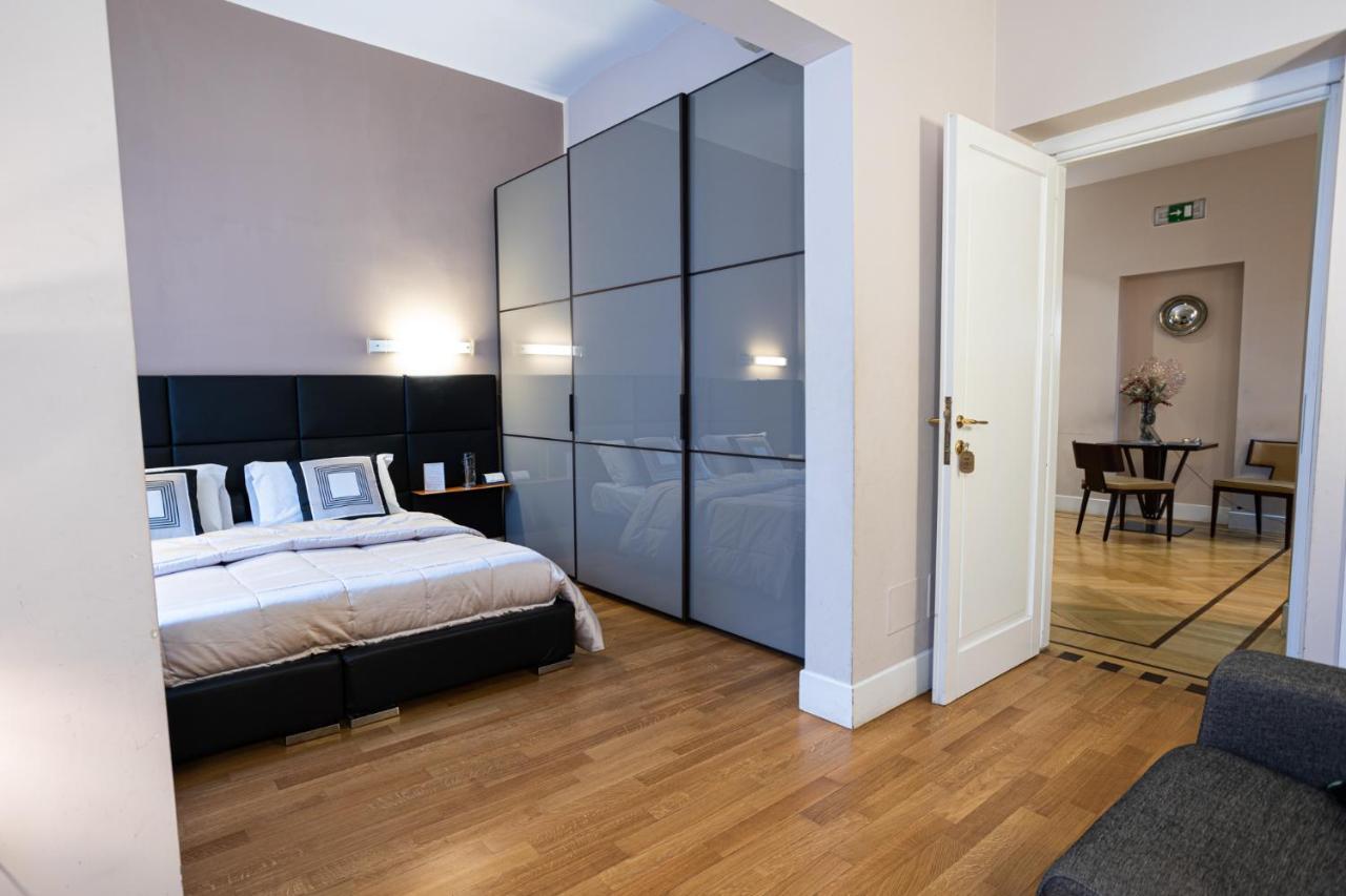 Cardilli Luxury Rooms โรม ภายนอก รูปภาพ