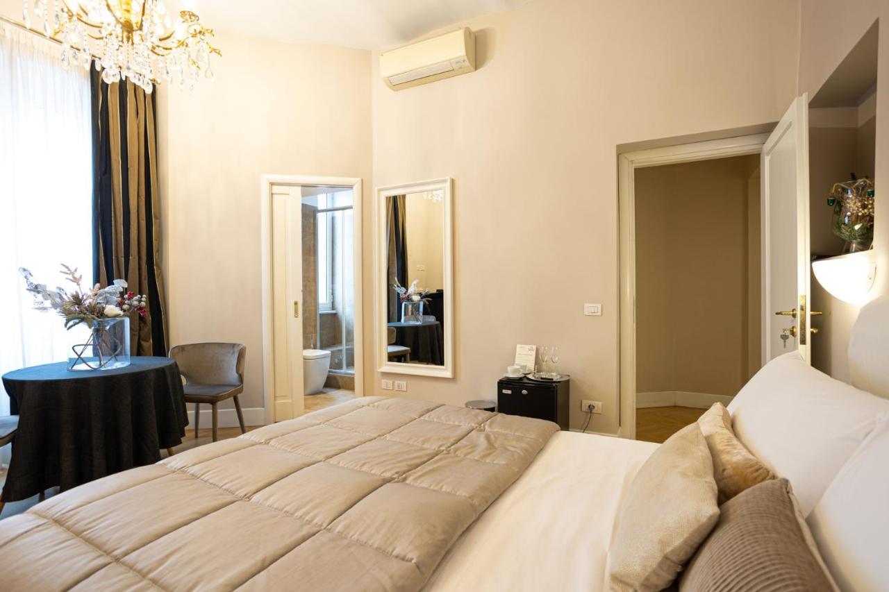 Cardilli Luxury Rooms โรม ภายนอก รูปภาพ