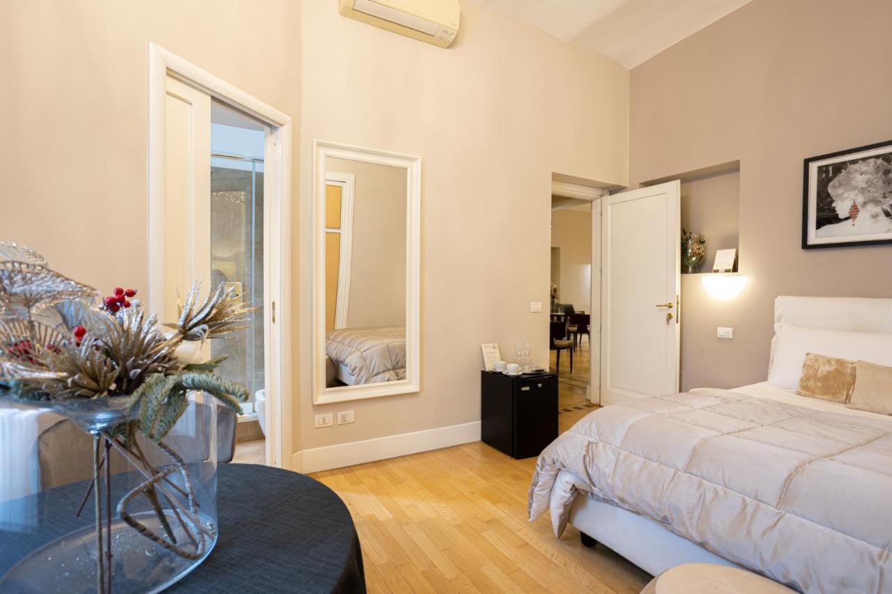 Cardilli Luxury Rooms โรม ภายนอก รูปภาพ